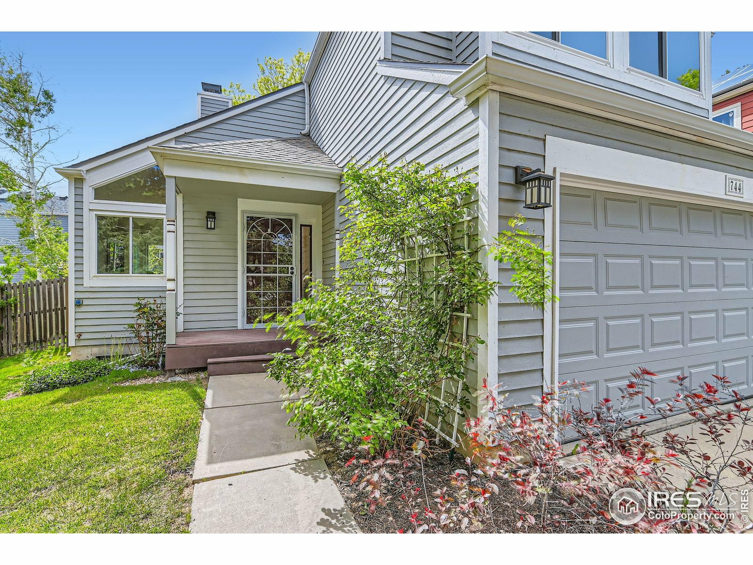 Property Photo: 744 Owl Dr CO 80027