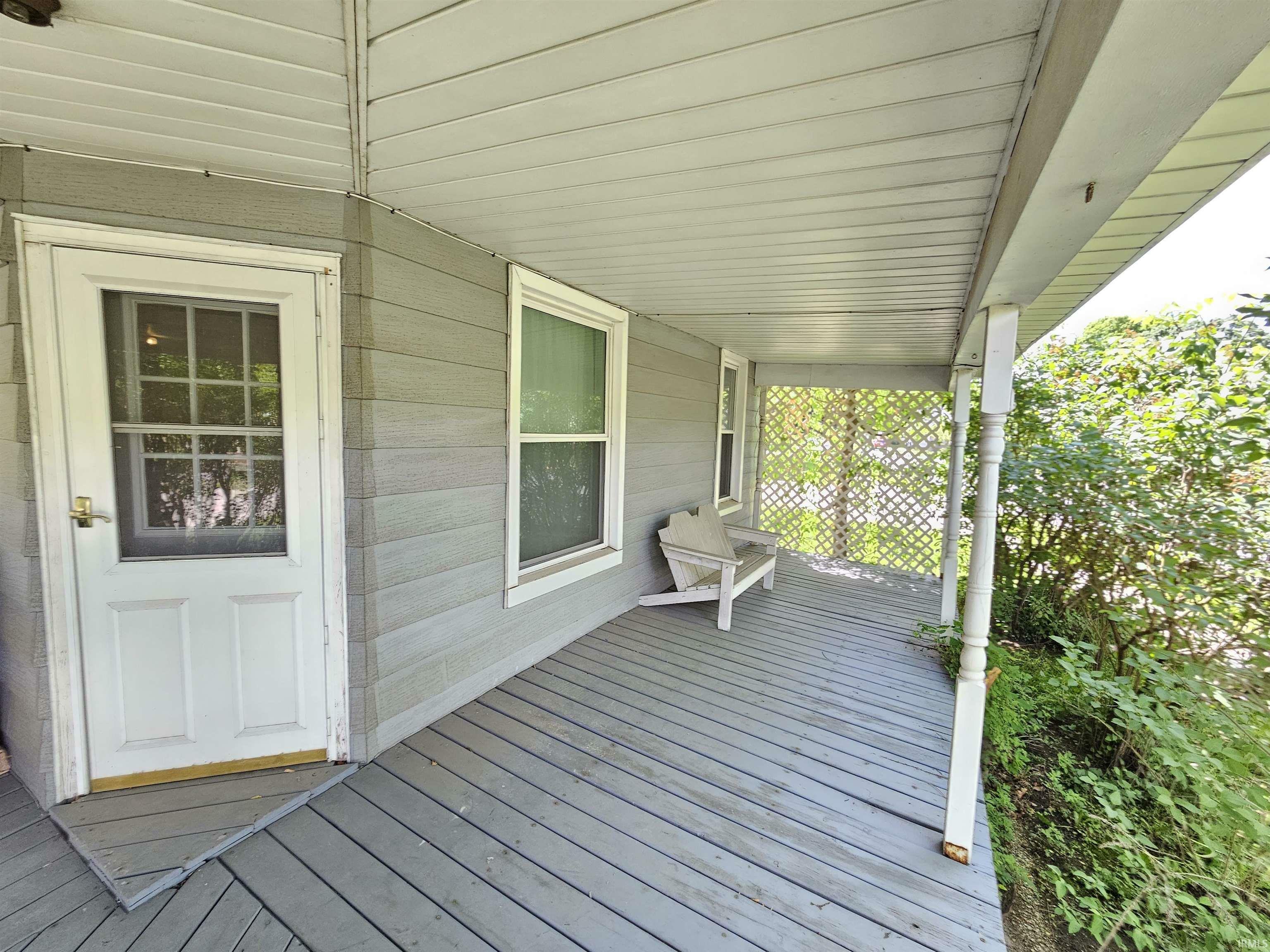 Property Photo: 1012 S Main Street IN 46526