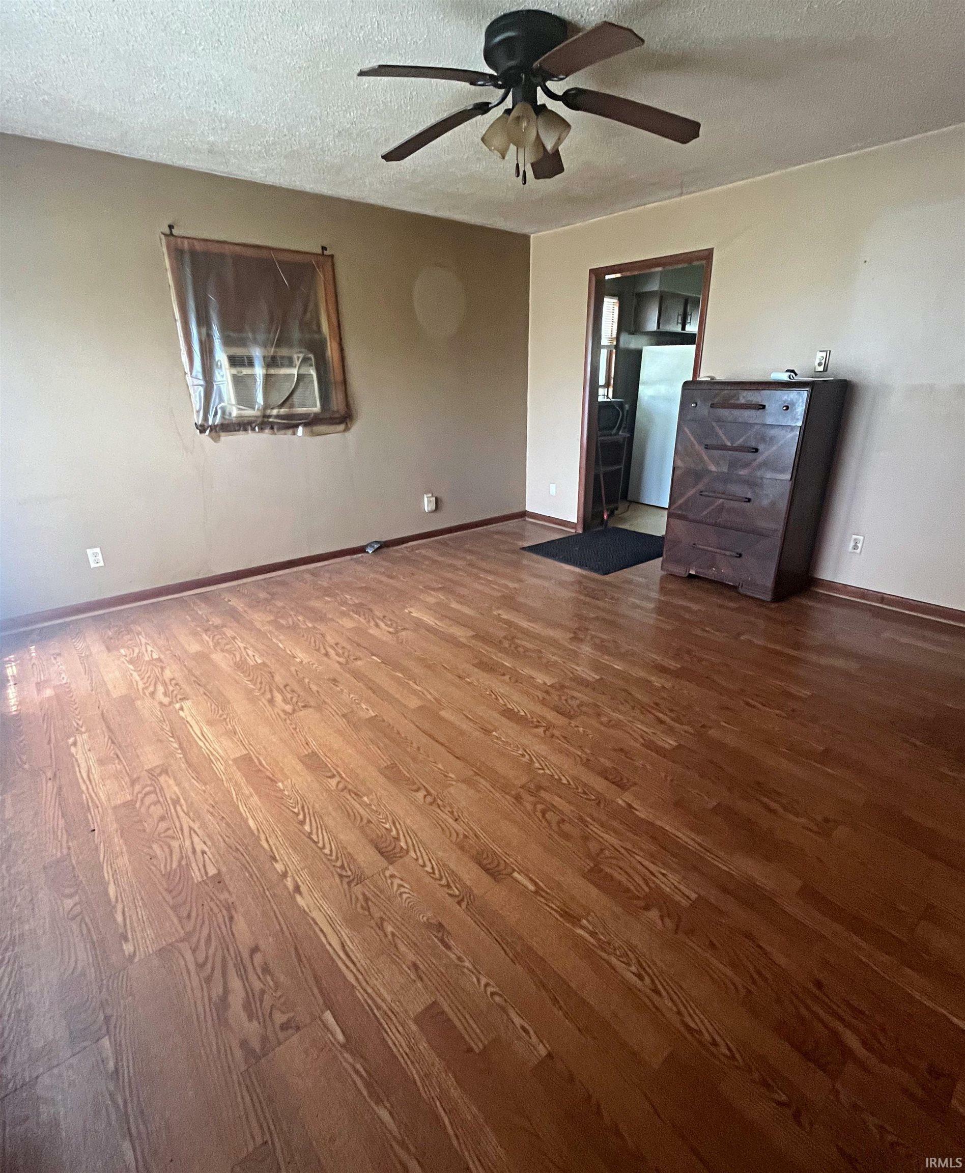 Property Photo: 508 Walker Street IN 47553