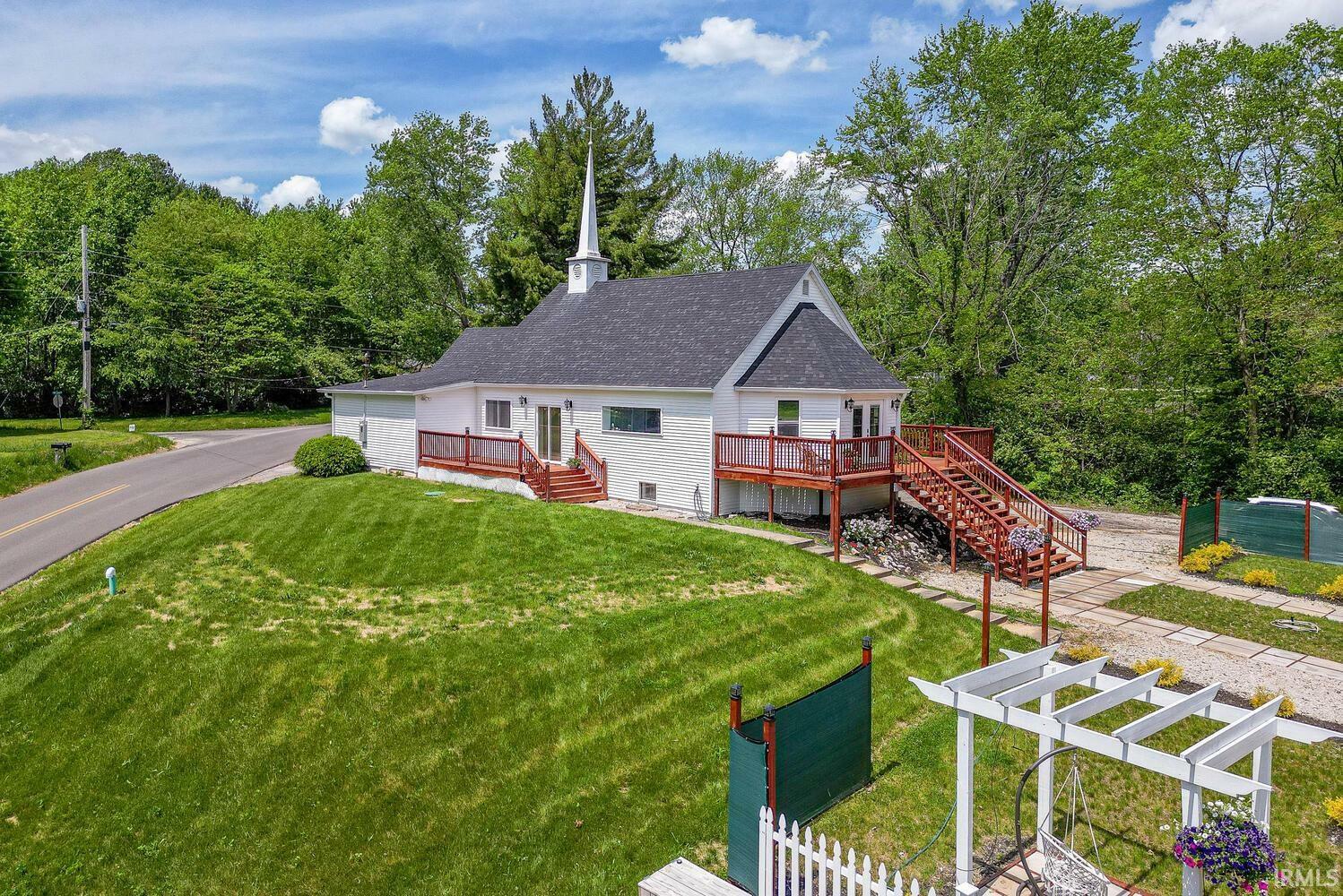 Property Photo: 7425 S Harmony Road IN 47403