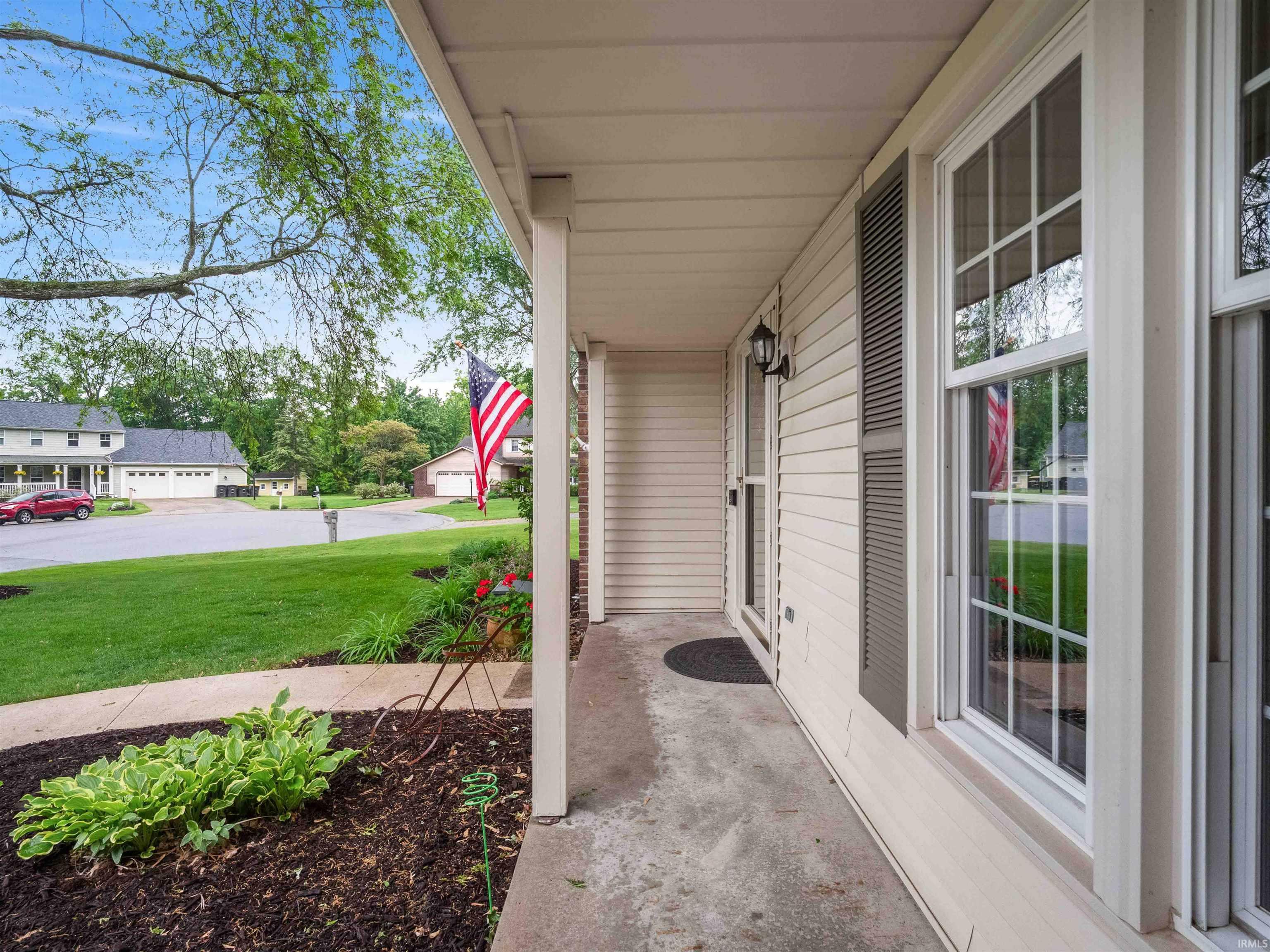 Property Photo:  4904 Live Oak Court  IN 46804 