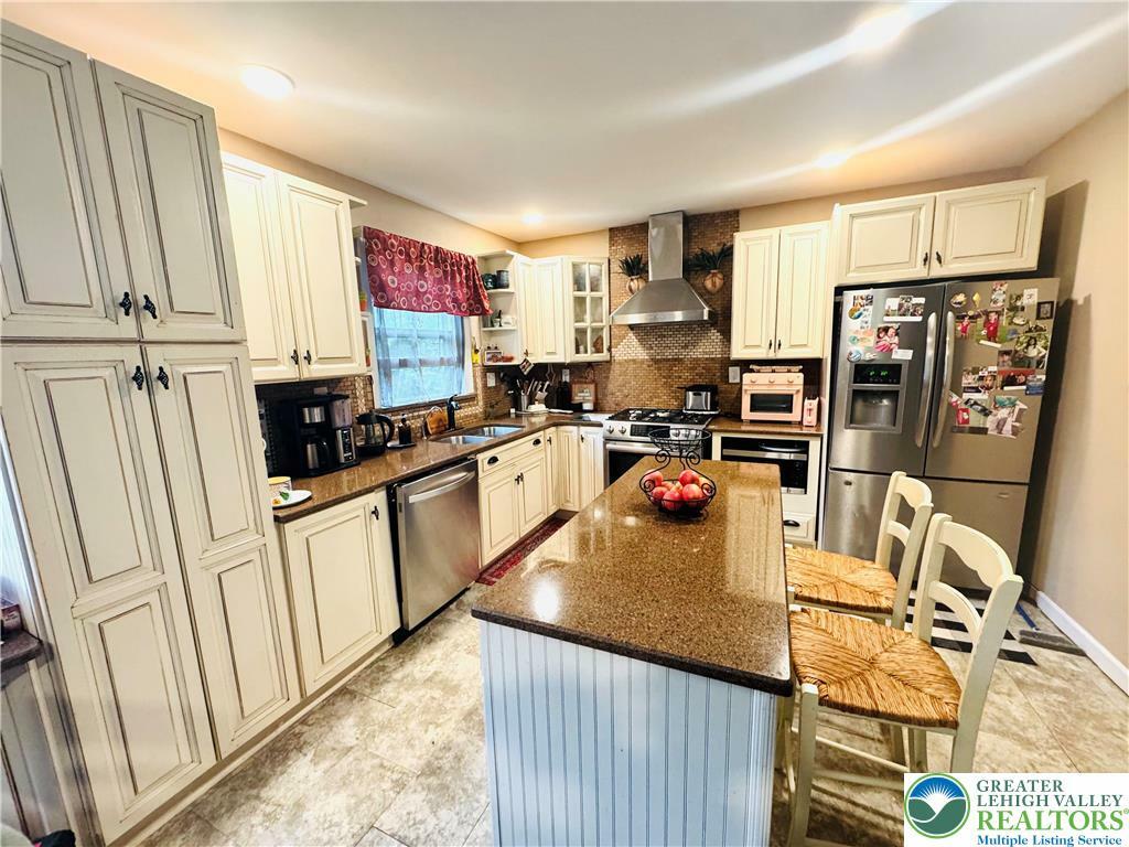 Property Photo: 3516 Pine Avenue PA 19606