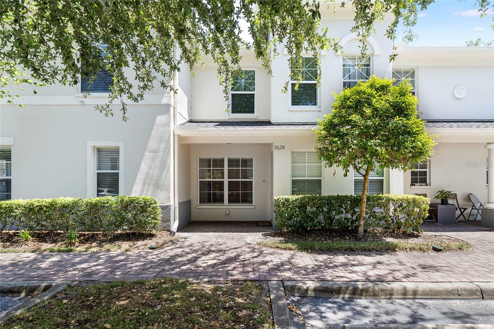 Property Photo: 9628 Charlesberg Drive FL 33635