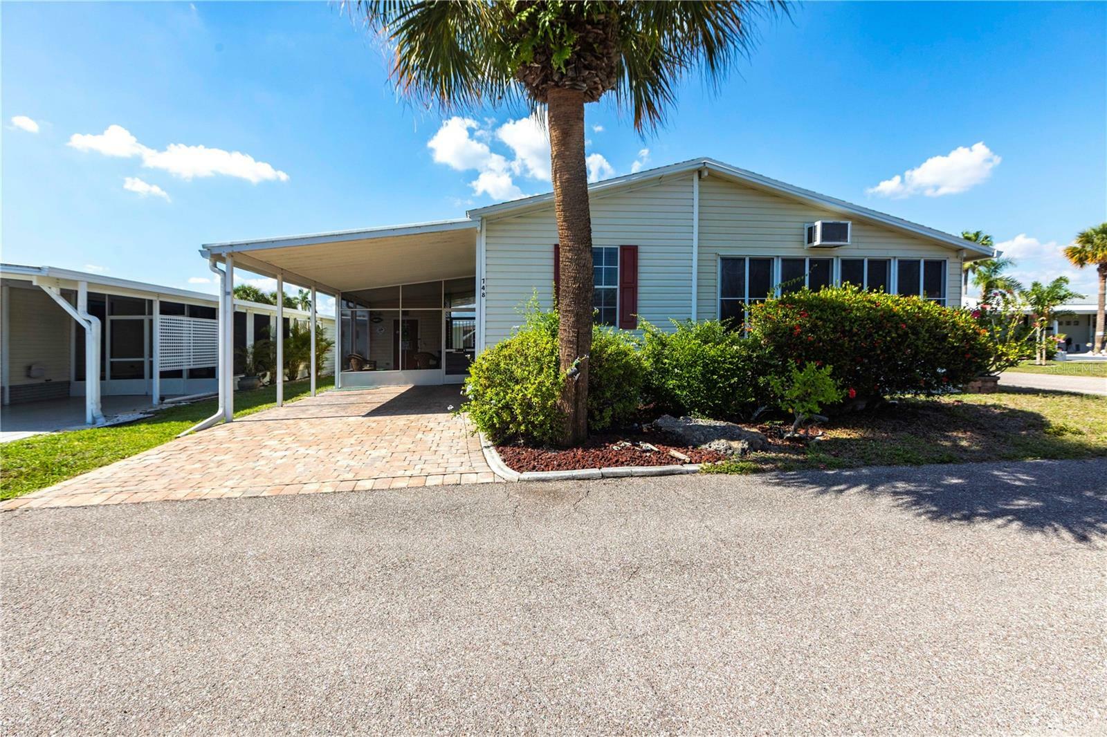 Property Photo: 2100 Kings Highway 748 FL 33980