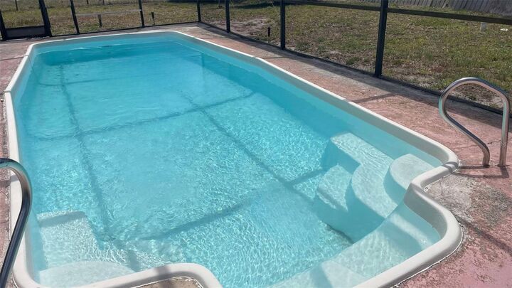2580 68th Avenue S  St Petersburg FL 33712 photo