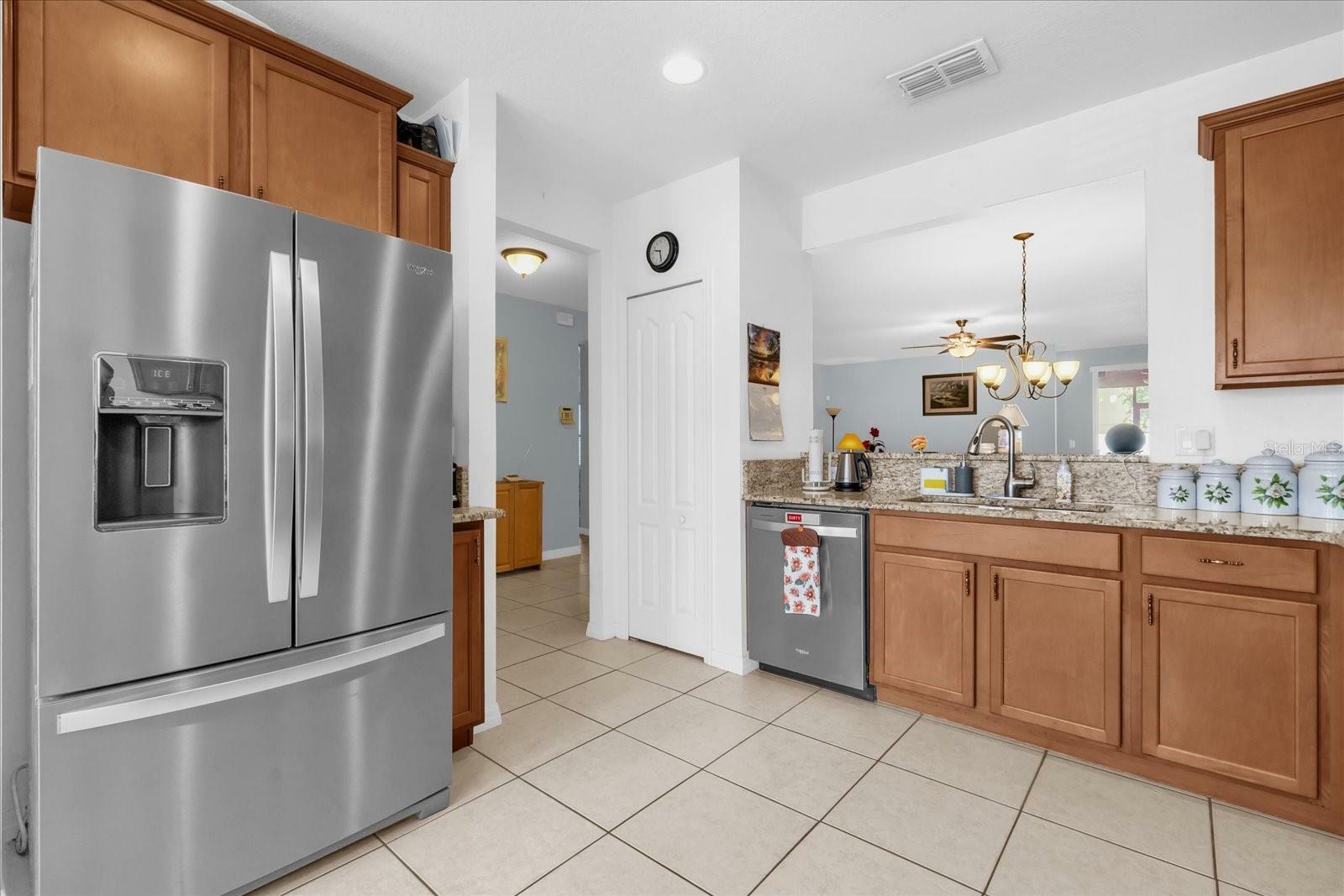 Property Photo: 2060 Patriot Way FL 34769