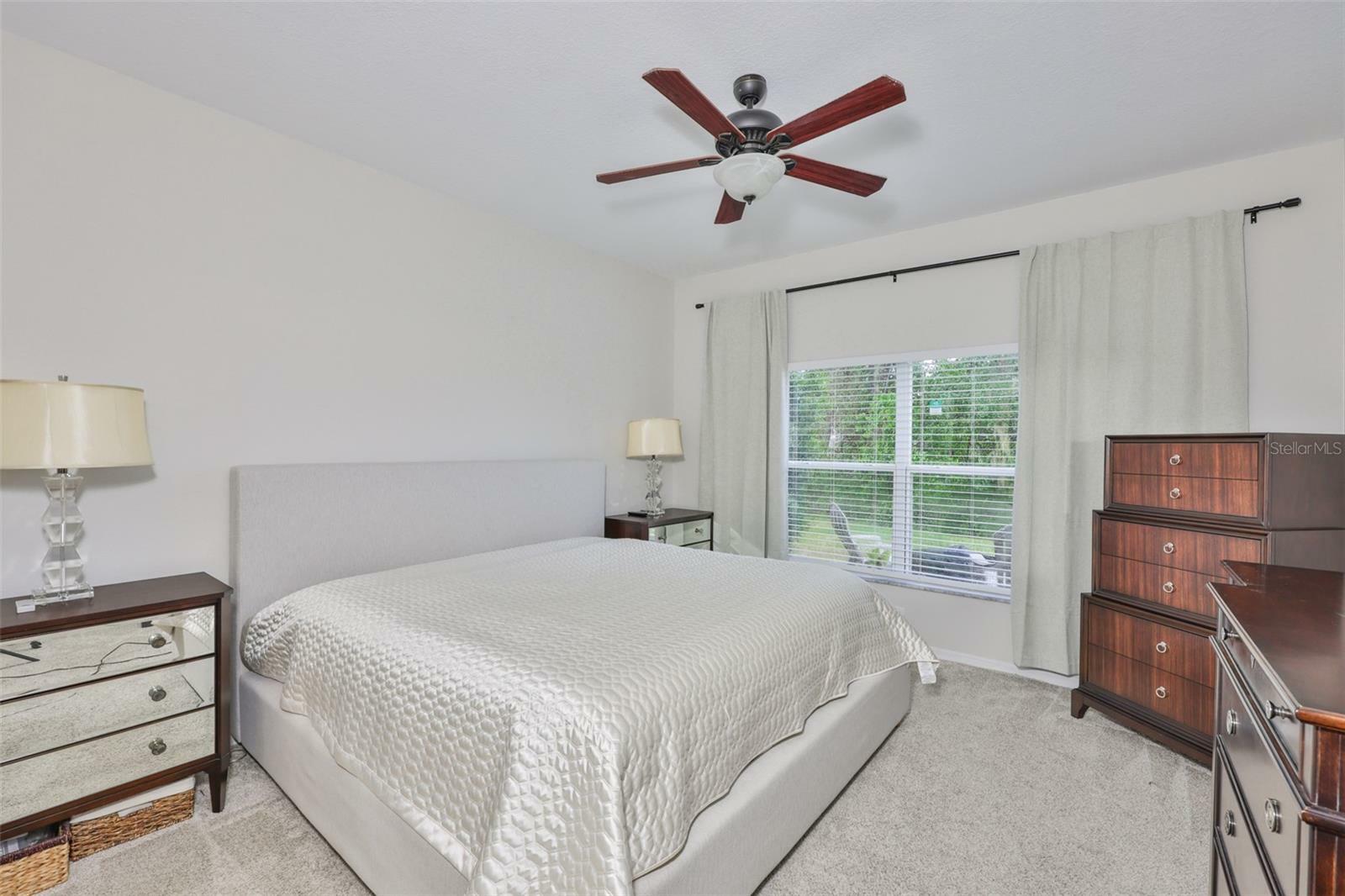 Property Photo: 1129 Emerald Hill Way FL 33594