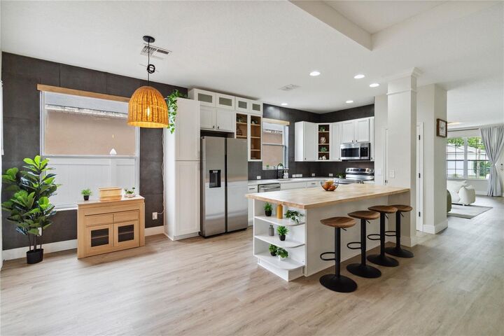 Property Photo:  7551 Bear Claw Run  FL 32825 