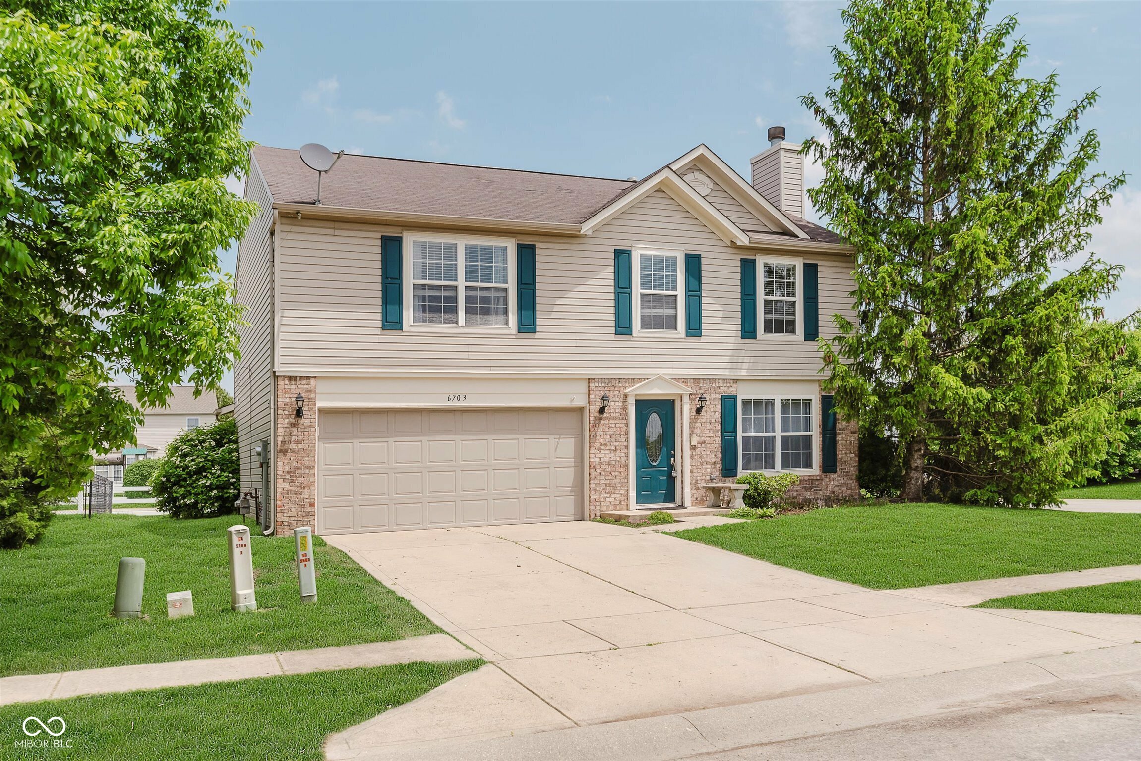 Property Photo: 6703 Wimbledon Drive IN 46077