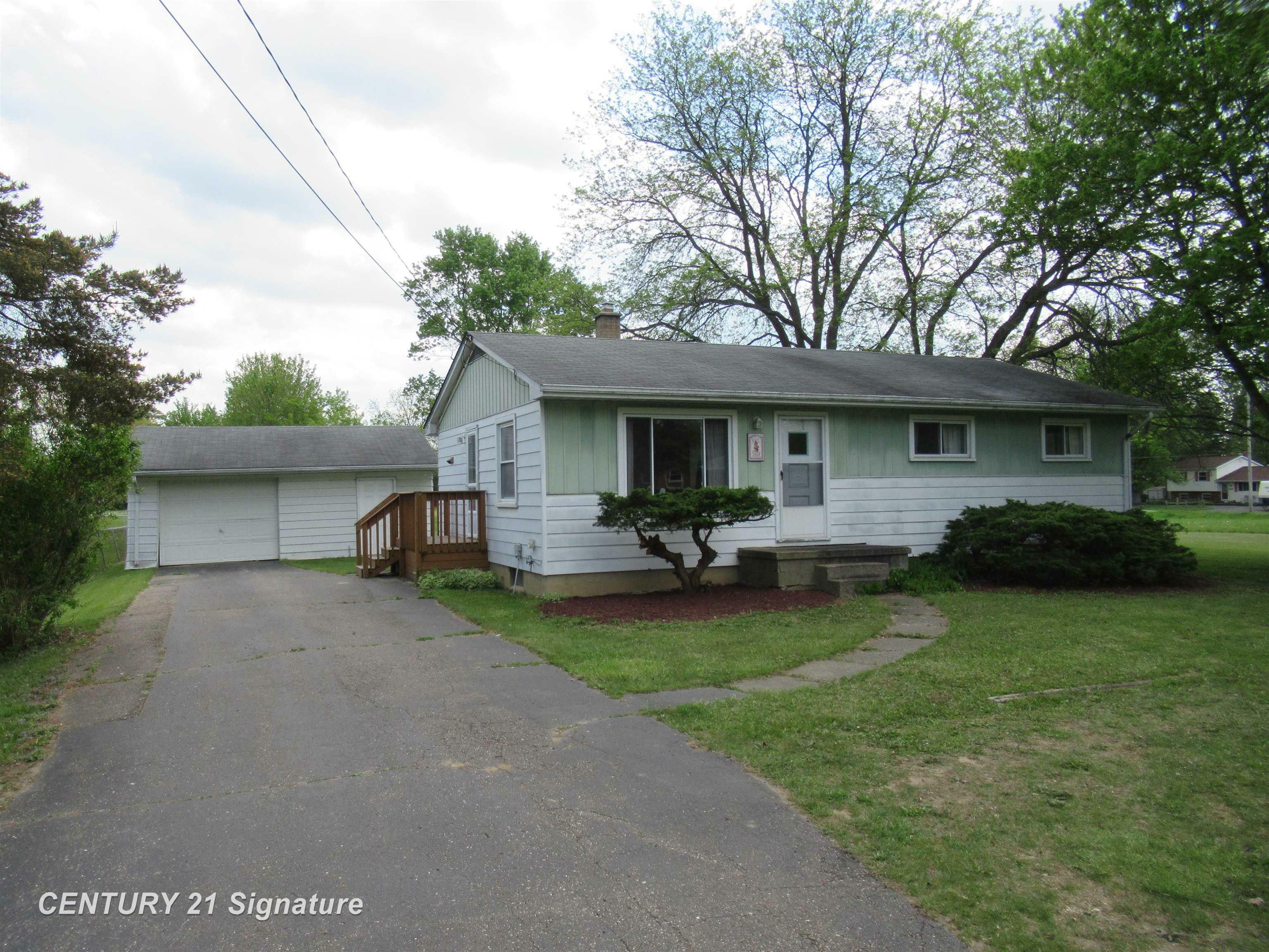 Property Photo: 6107 Myrtle Avenue MI 48433