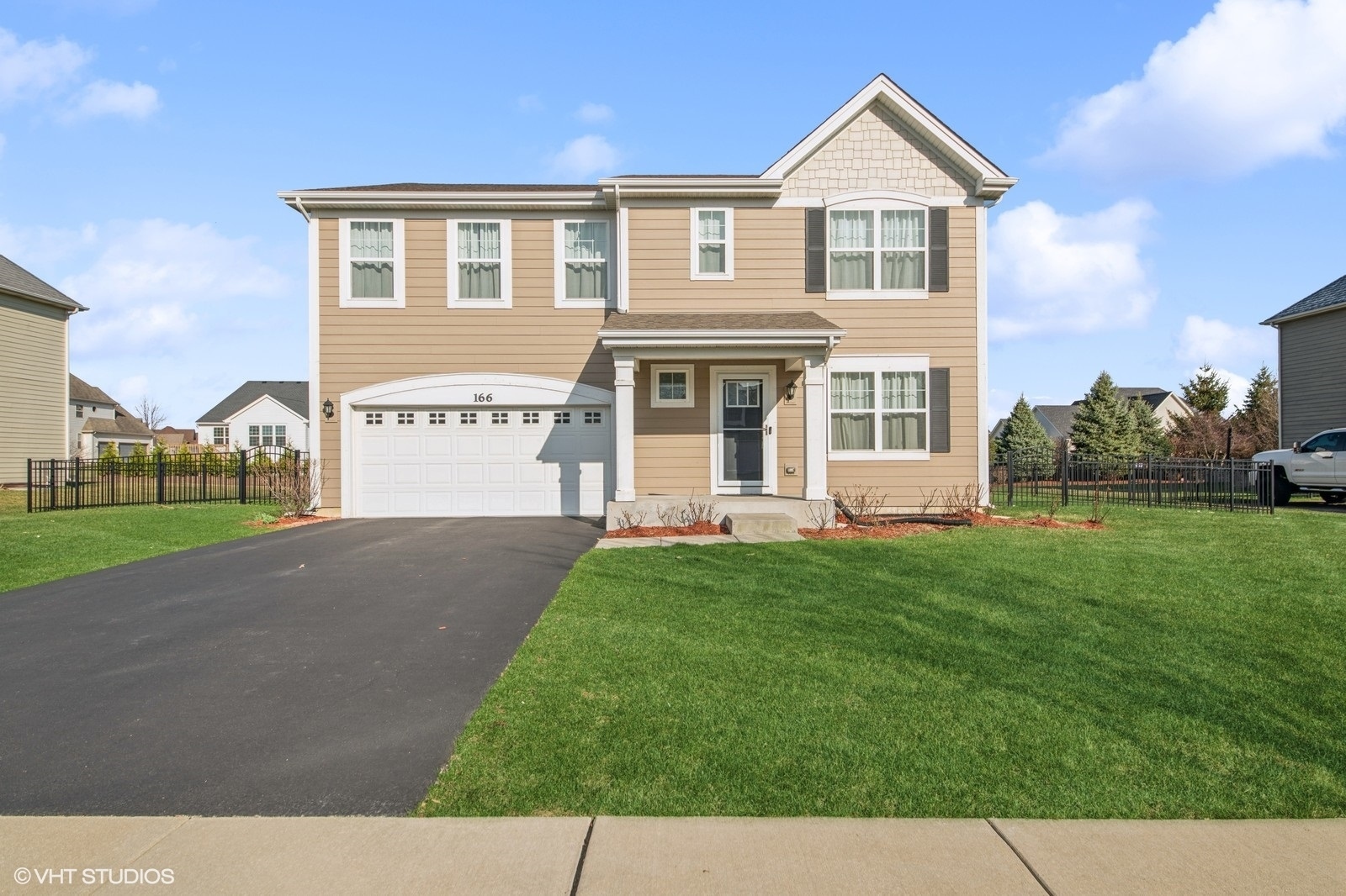 Property Photo: 166 Morning Glory Way IL 60124