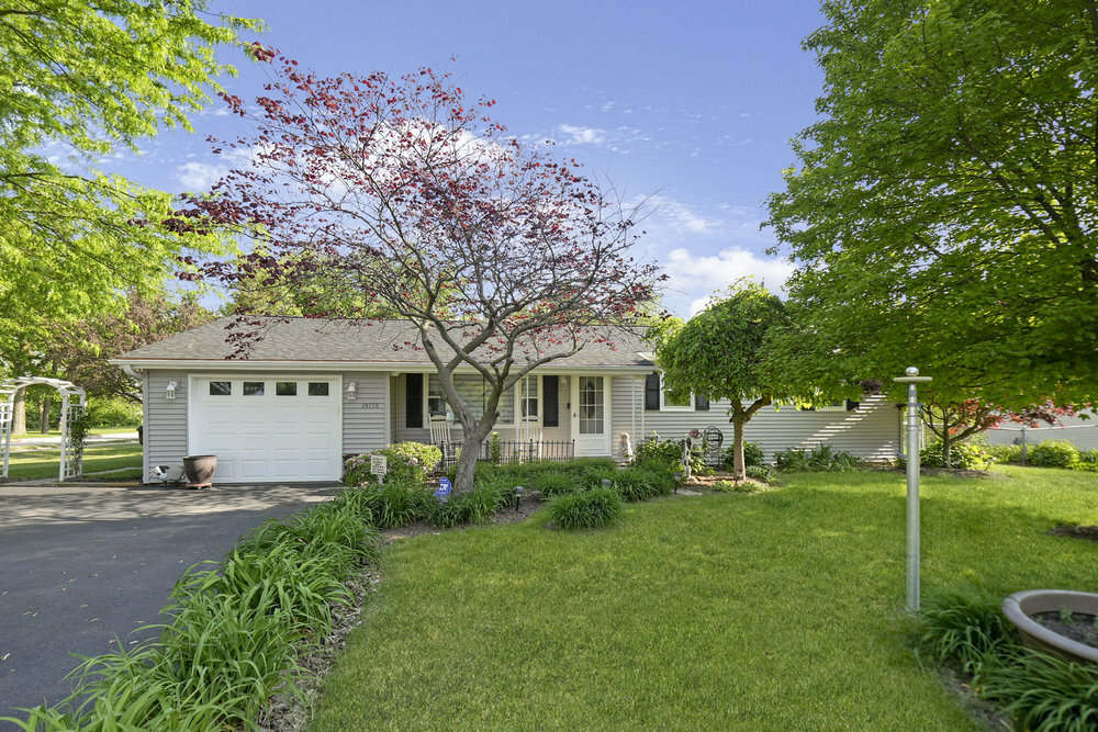 Property Photo: 24758 W Junior Avenue IL 60410