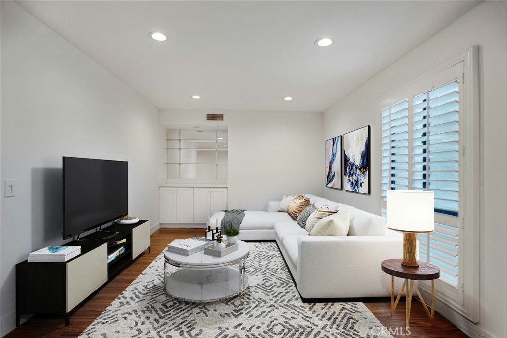 Property Photo: 4542 Willis Avenue 201 CA 91403