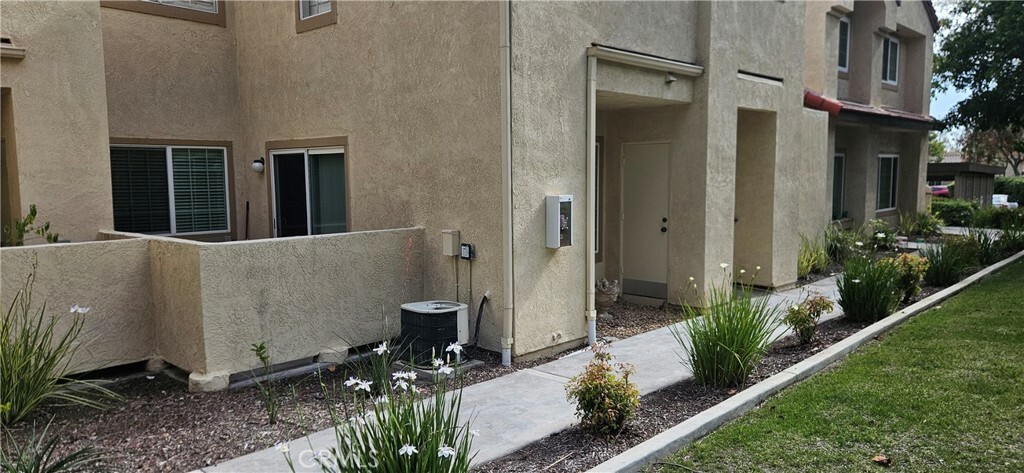 Property Photo: 21218 Camelia 49 CA 92630