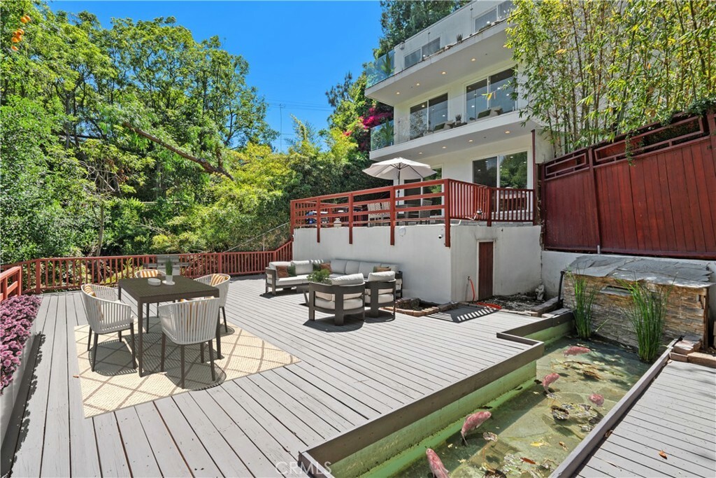 Property Photo: 7670 Woodrow Wilson Drive CA 90046