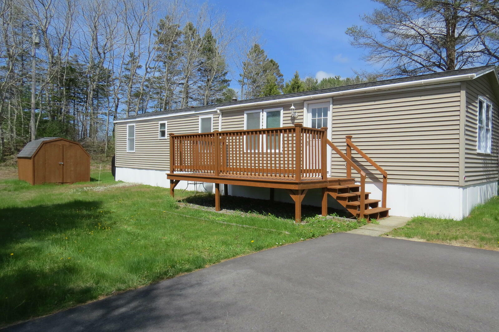 Property Photo: 20 Buttercup Lane ME 04640