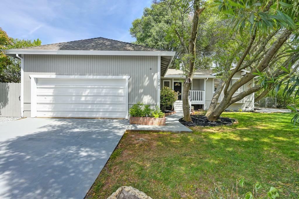 2741 La Crescenta Drive  Cameron Park CA 95682 photo