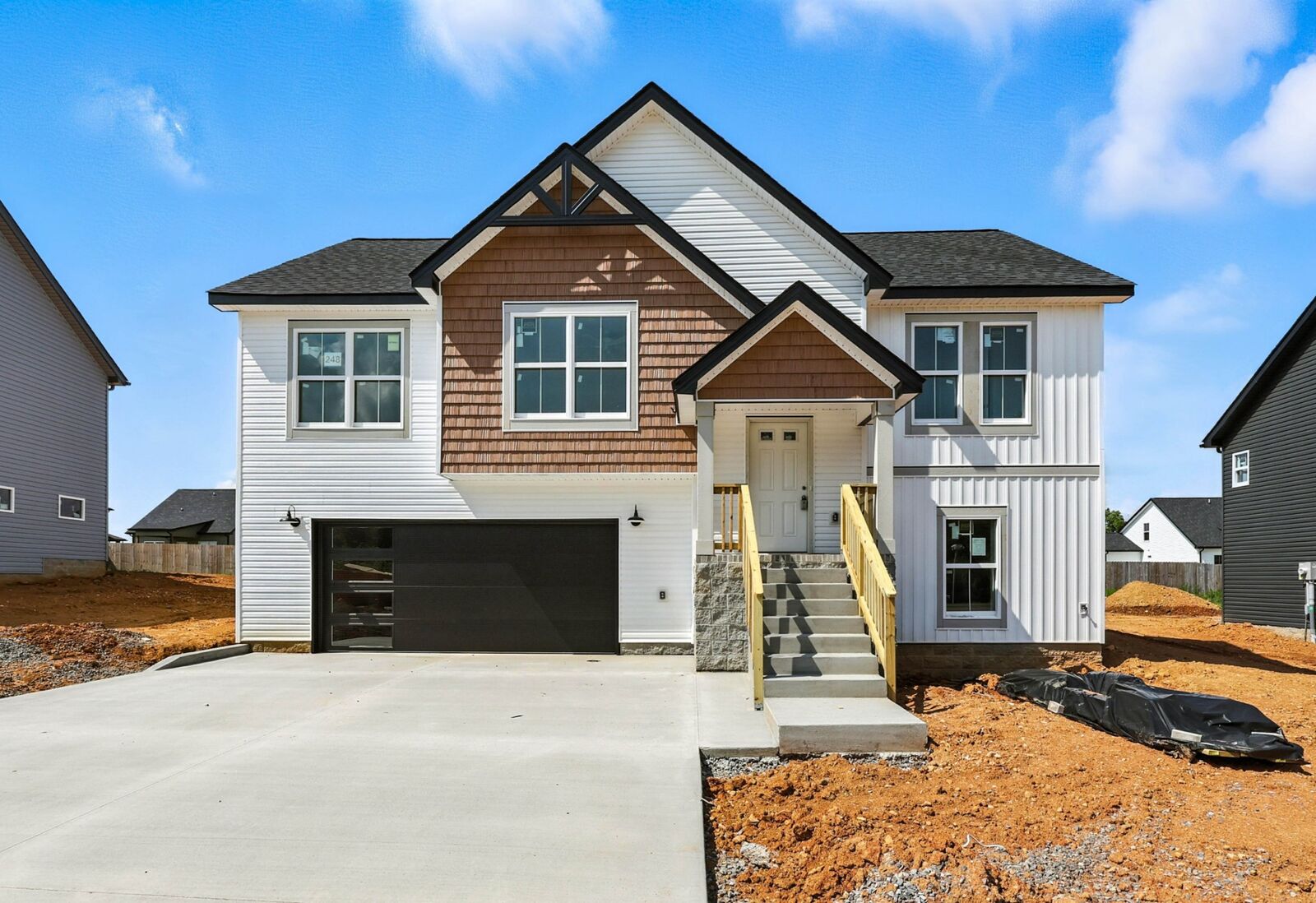 Property Photo: 168 Leitrim Dr TN 37042