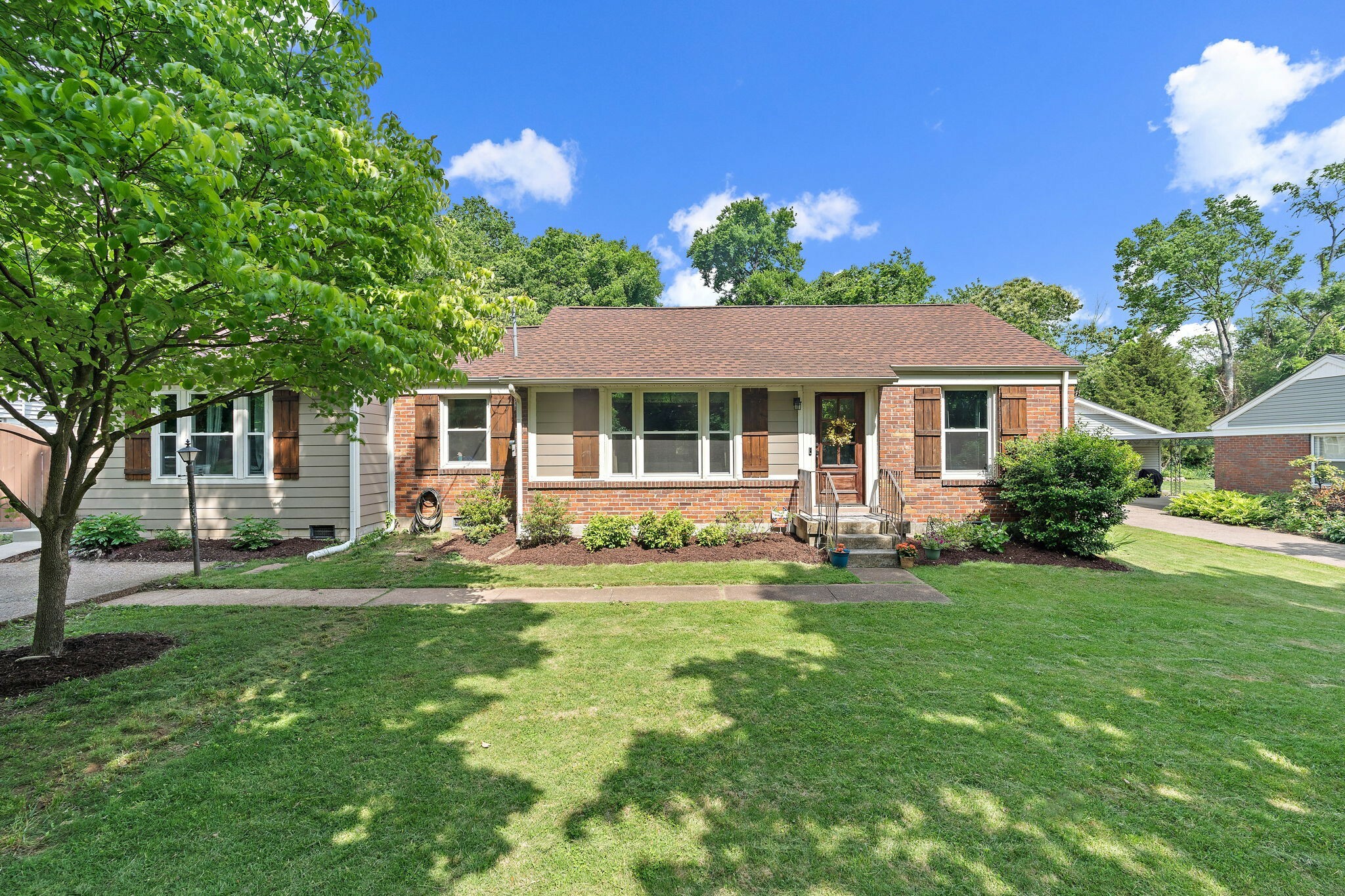 4714 Abbay Dr  Nashville TN 37211 photo