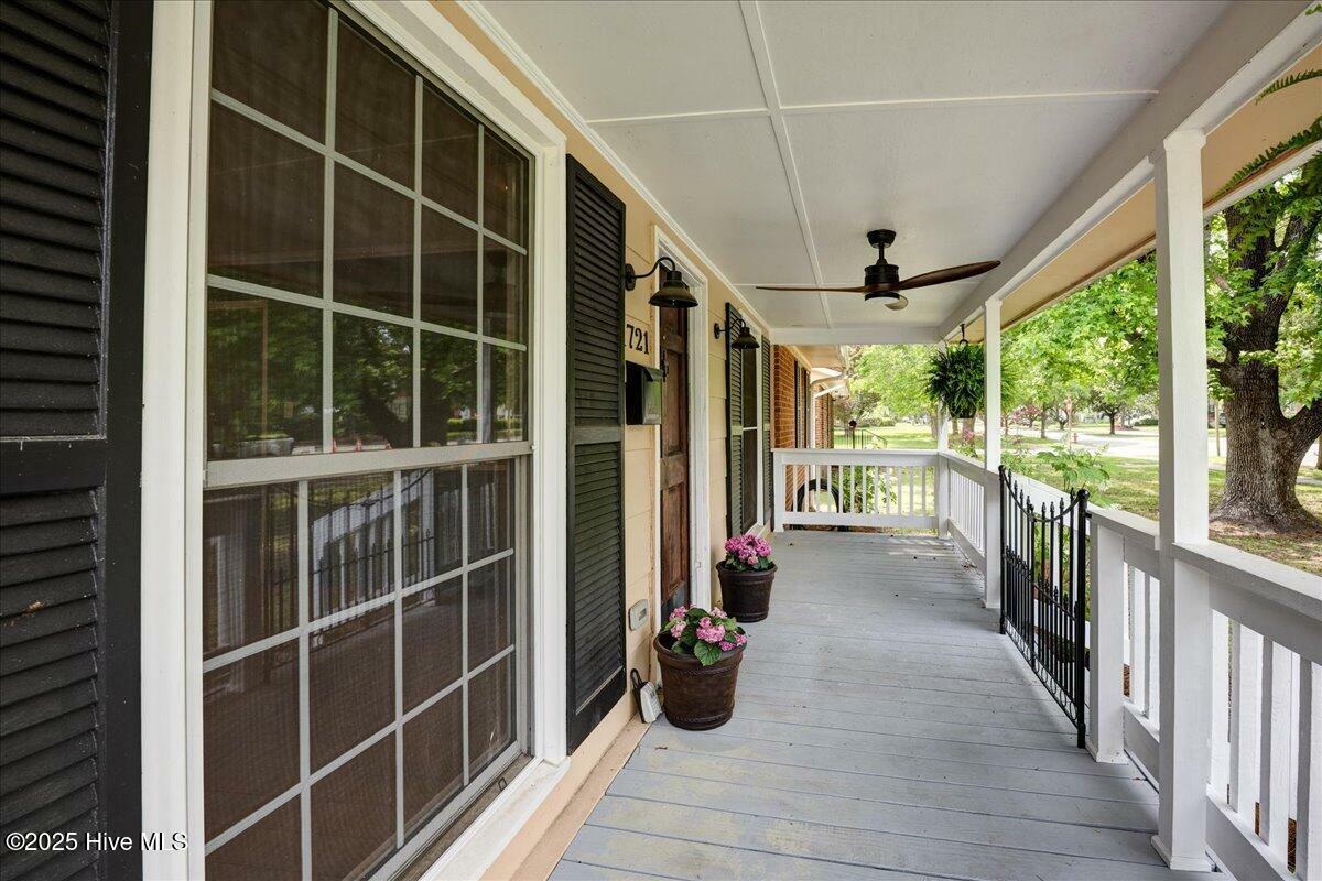 Property Photo: 1721 Spencer Avenue NC 28560