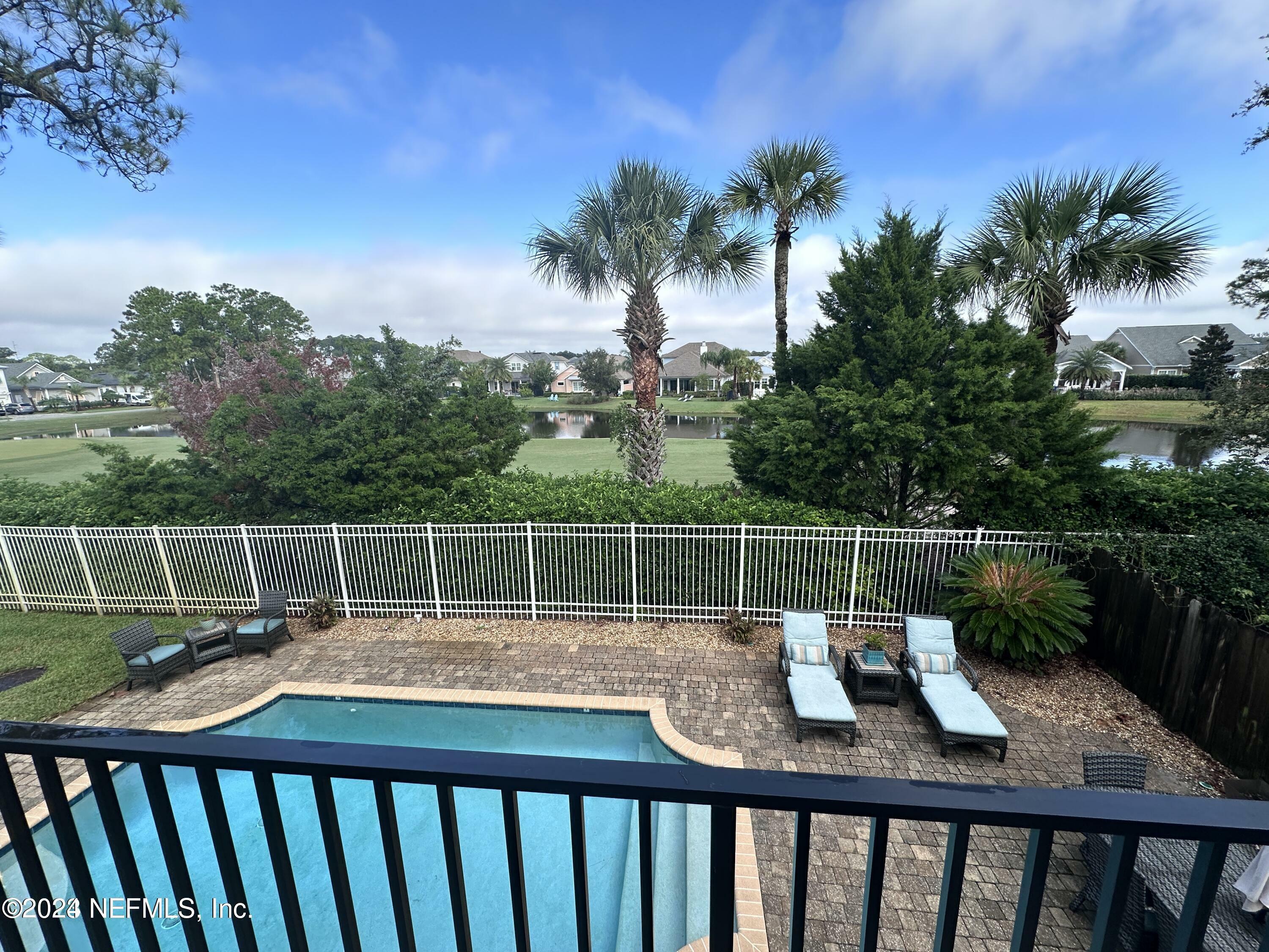 Property Photo: 1641 Linkside Drive N FL 32233