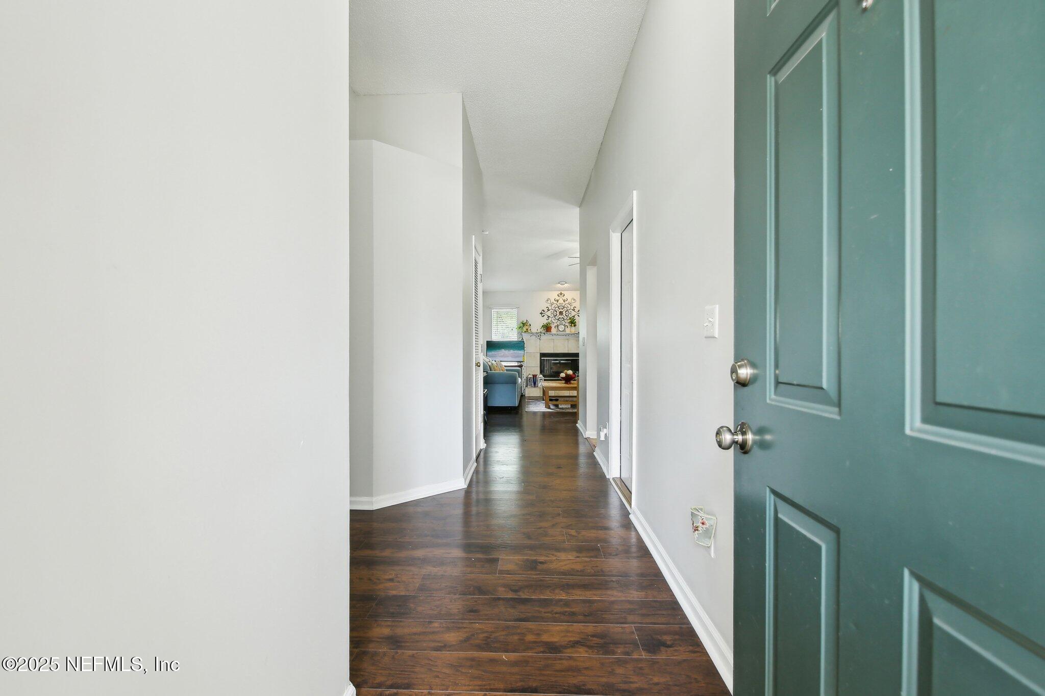 Property Photo:  7962 Delta Post Drive S  FL 32244 