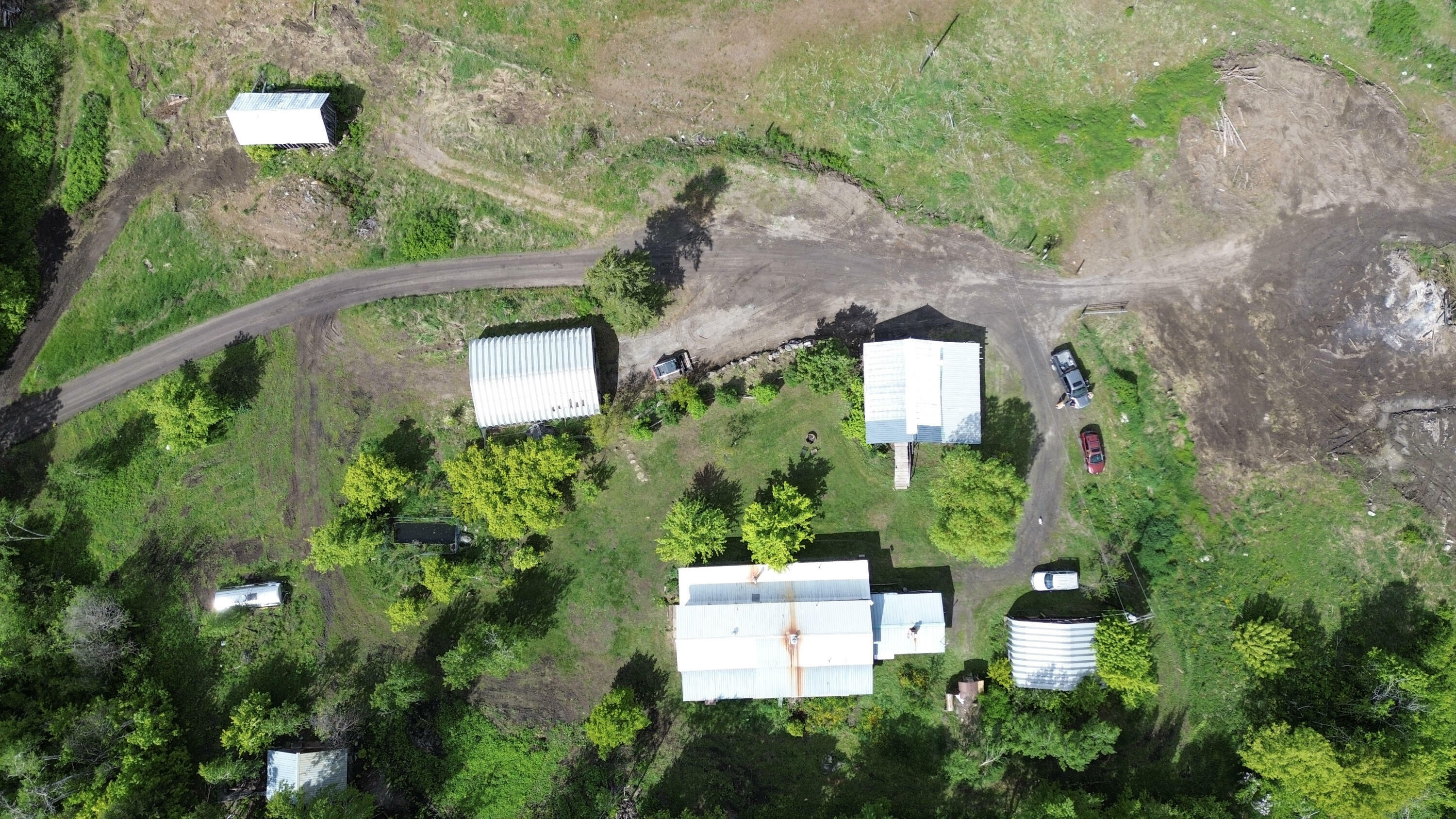 Property Photo: 3115 Beardslee Rd WA 99141