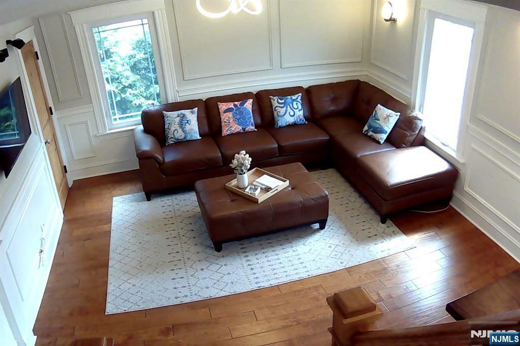 Property Photo:  103 Chestnut Street 2  NJ 07450 