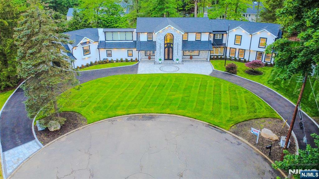 Property Photo: 27 Applewood Drive NJ 07458