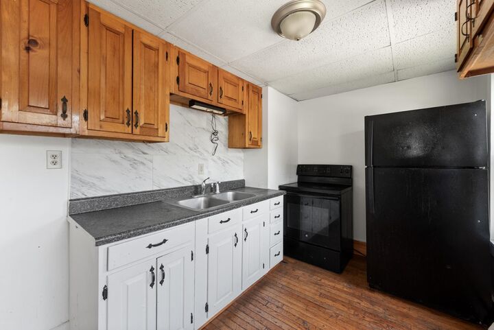 Property Photo:  14 Winter Street  NH 03264