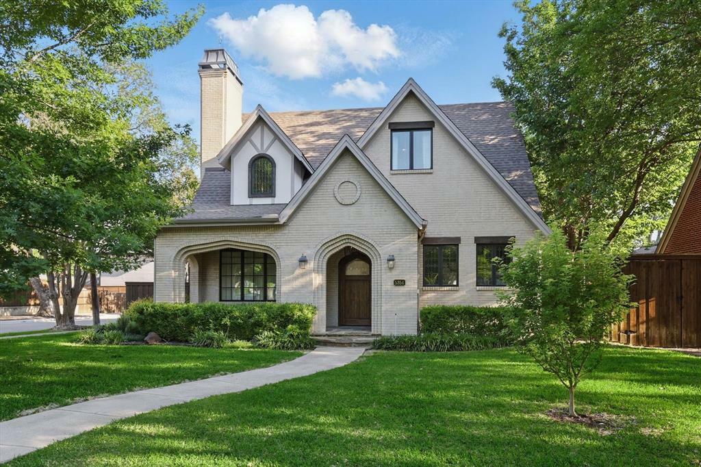 Property Photo: 5354 Vanderbilt Avenue TX 75206