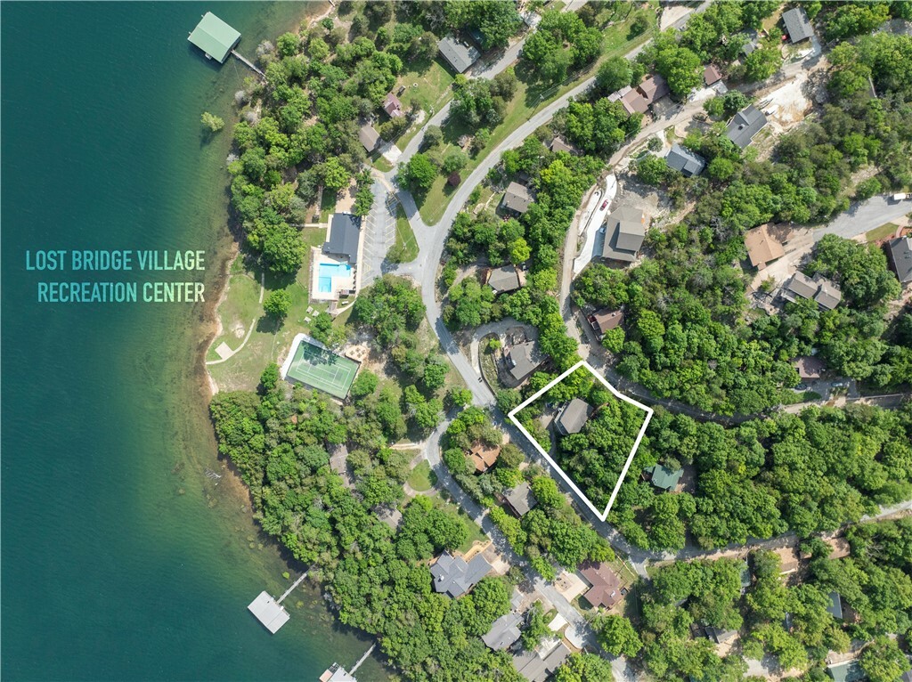 Property Photo: 21432 Lakeview Drive AR 72732
