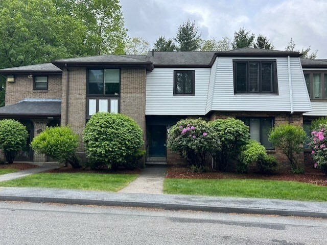 33 Cobblestone Lane 33  Worcester MA 01606 photo