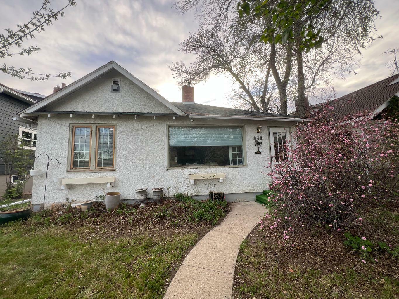 333 5 Street E  Drumheller AB T0J 0Y4 photo