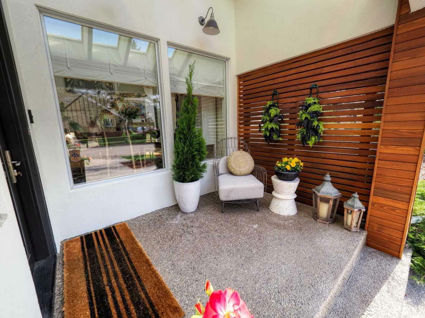 Property Photo: 606 Alexander Crescent NW AB T2M 4T3