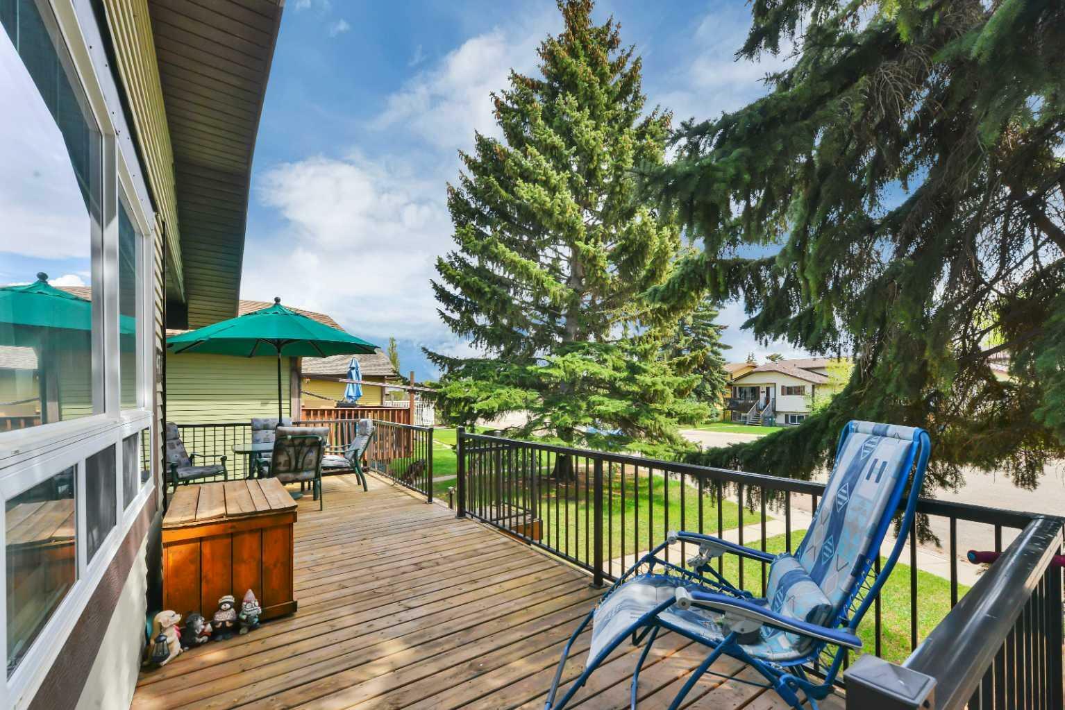 Property Photo: 47 Gibson Close AB T4P 2Z3