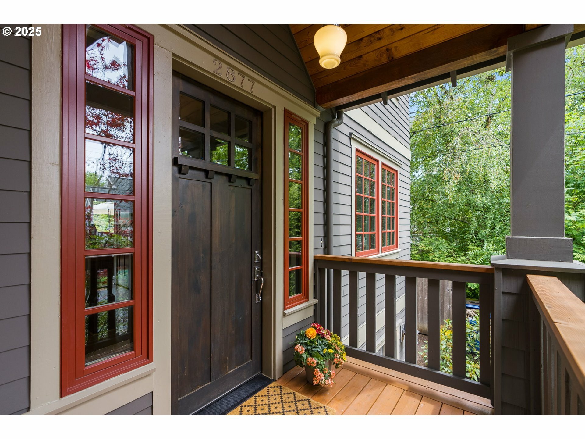 Property Photo: 2877 SE Brooklyn St OR 97202