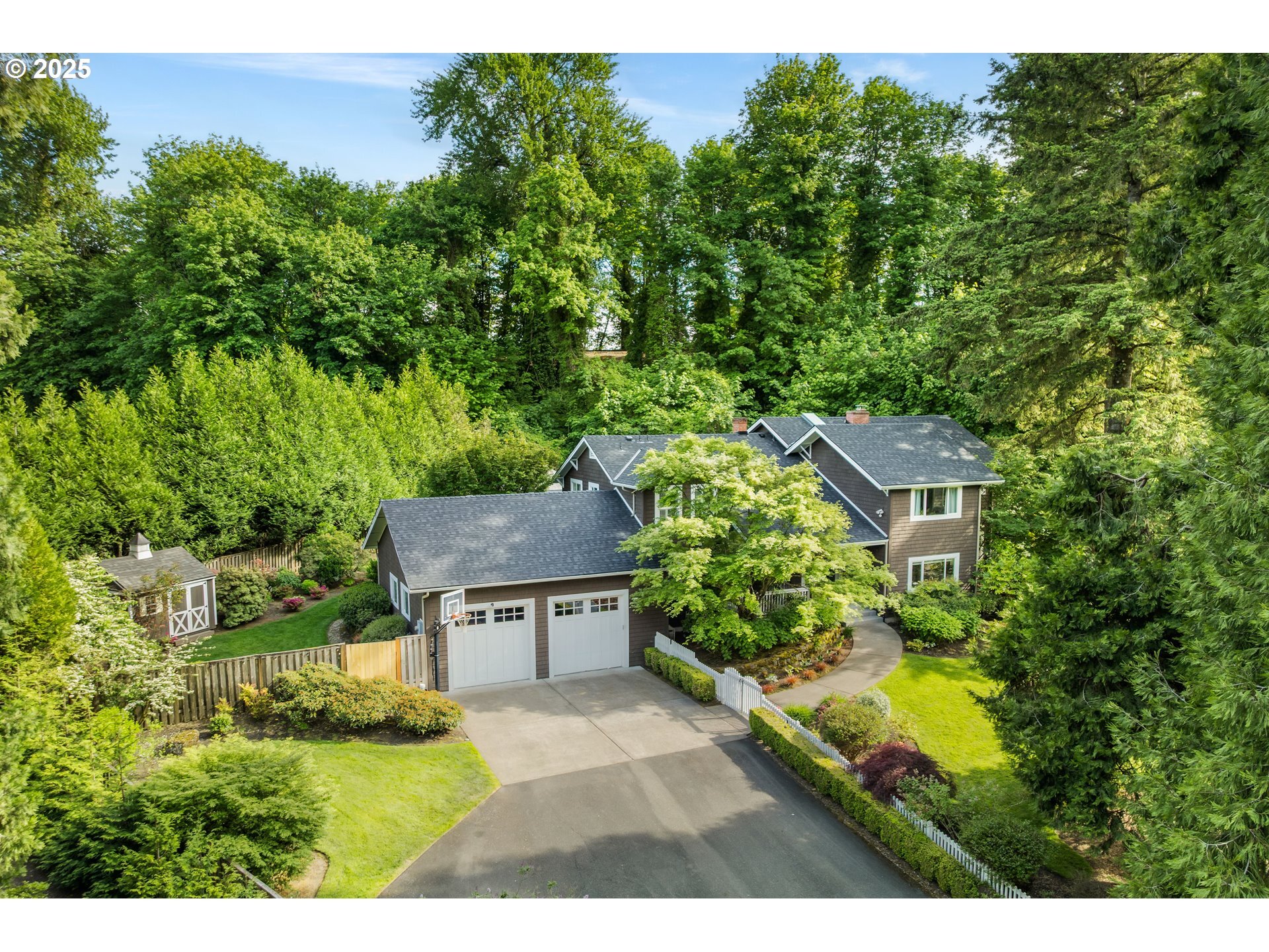 Property Photo: 13740 Fielding Rd OR 97034