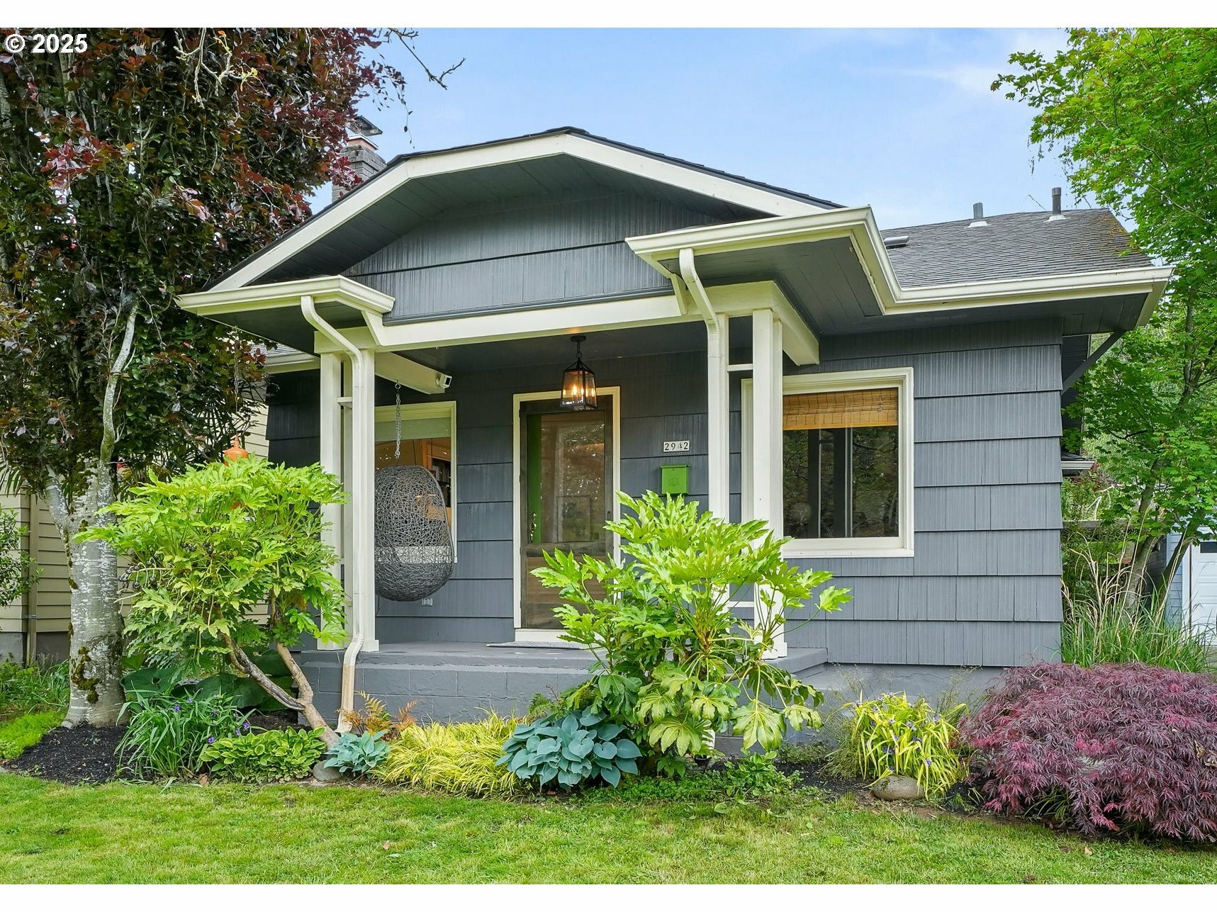 Property Photo: 2942 NE 34th Ave OR 97212