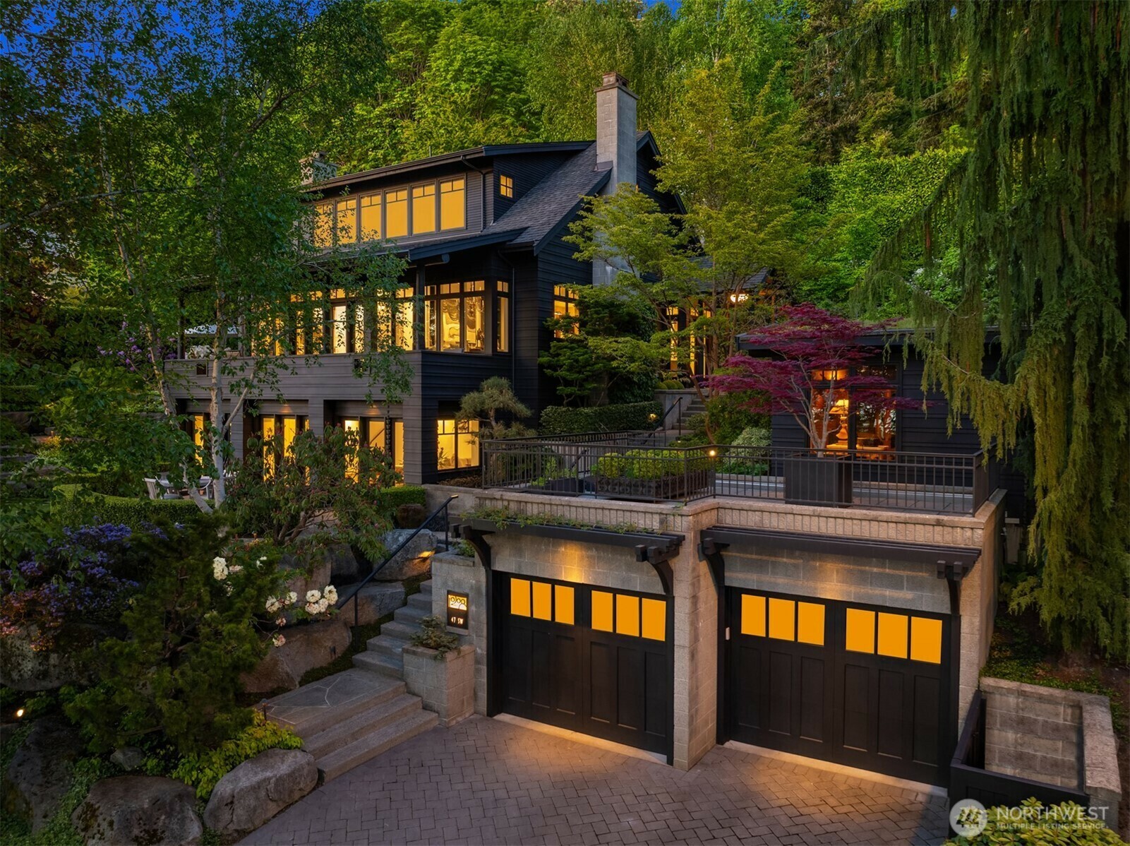 Property Photo: 10208 47th Avenue SW WA 98146