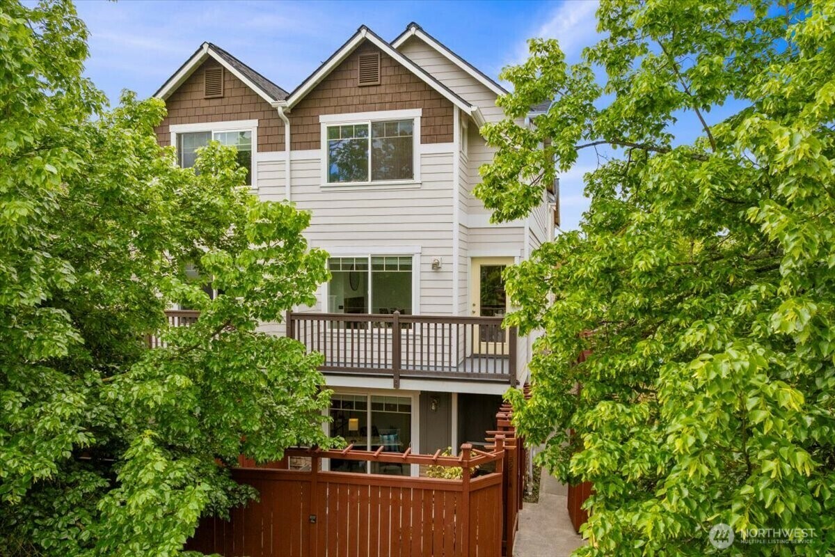 5971  Rainier Avenue S A  Seattle WA 98118 photo
