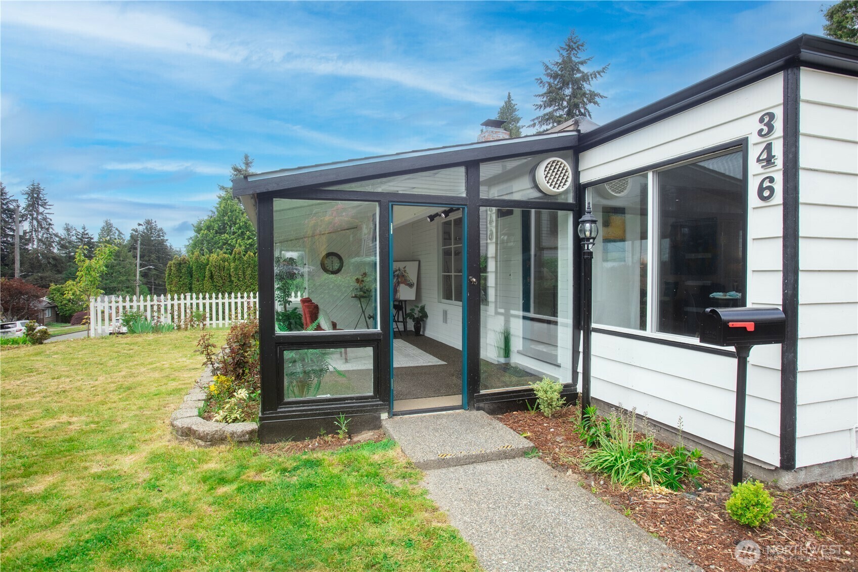 Property Photo: 346 NE 158th Street WA 98155