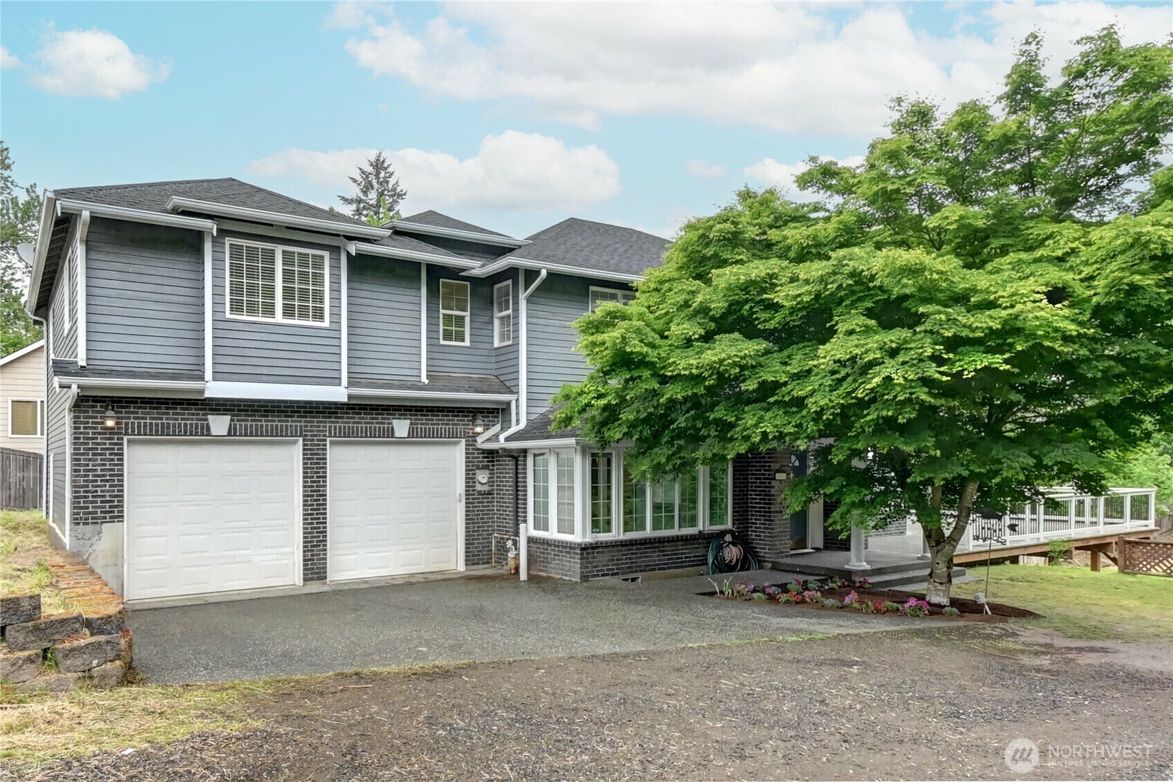 17634  118th Avenue SE  Renton WA 98058 photo
