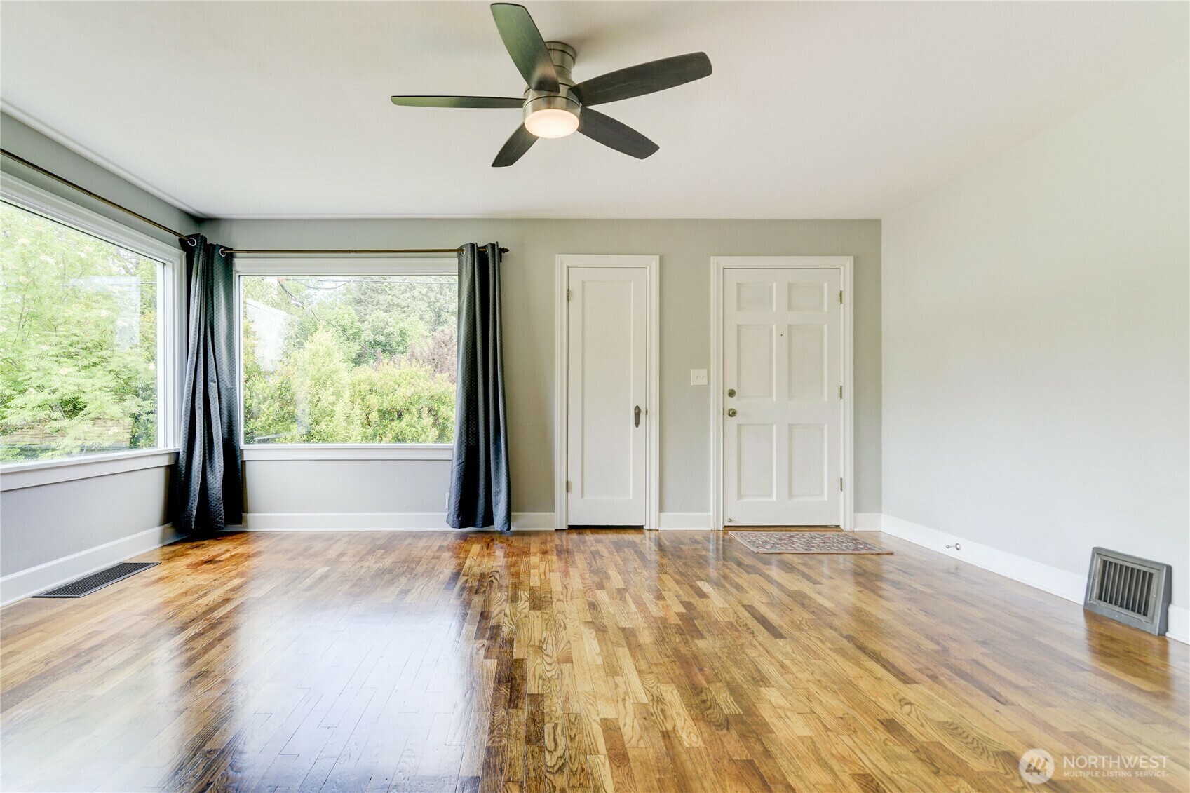 Property Photo: 1727 Conger Avenue NW WA 98502