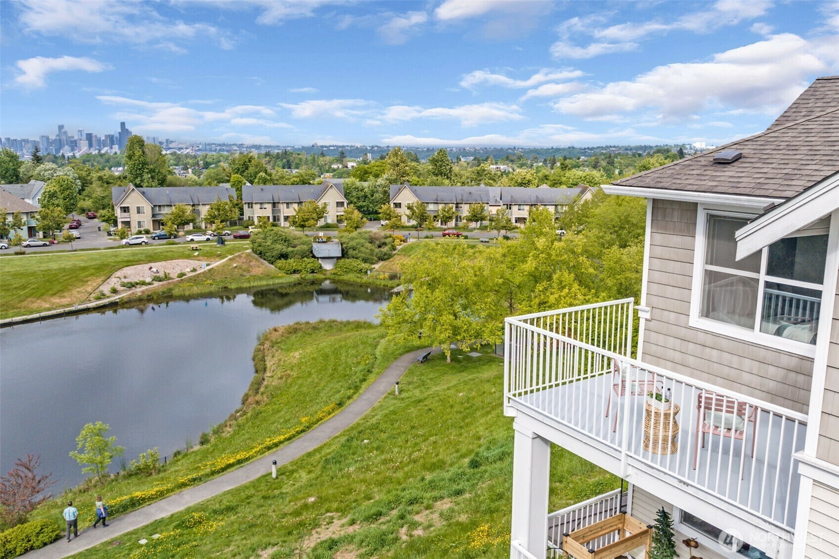 2980 SW Raymond Street 301  Seattle WA 98126 photo