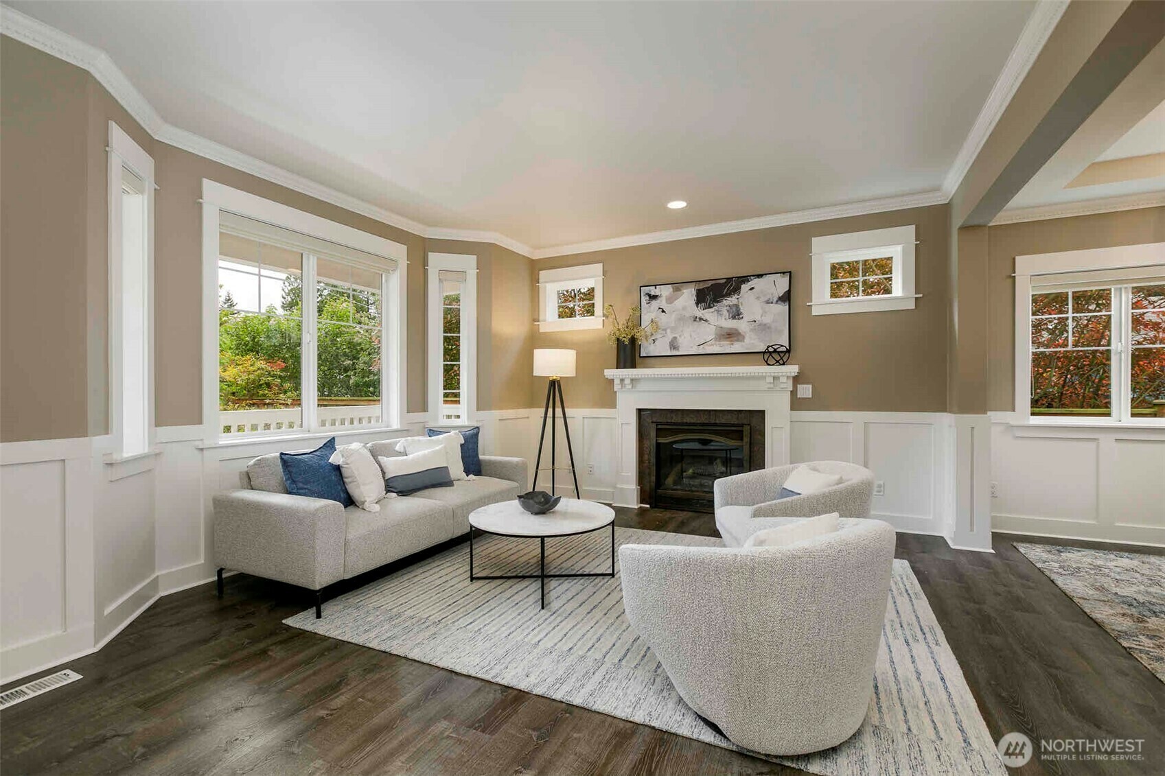 Property Photo: 11011 Phinney Avenue N WA 98133