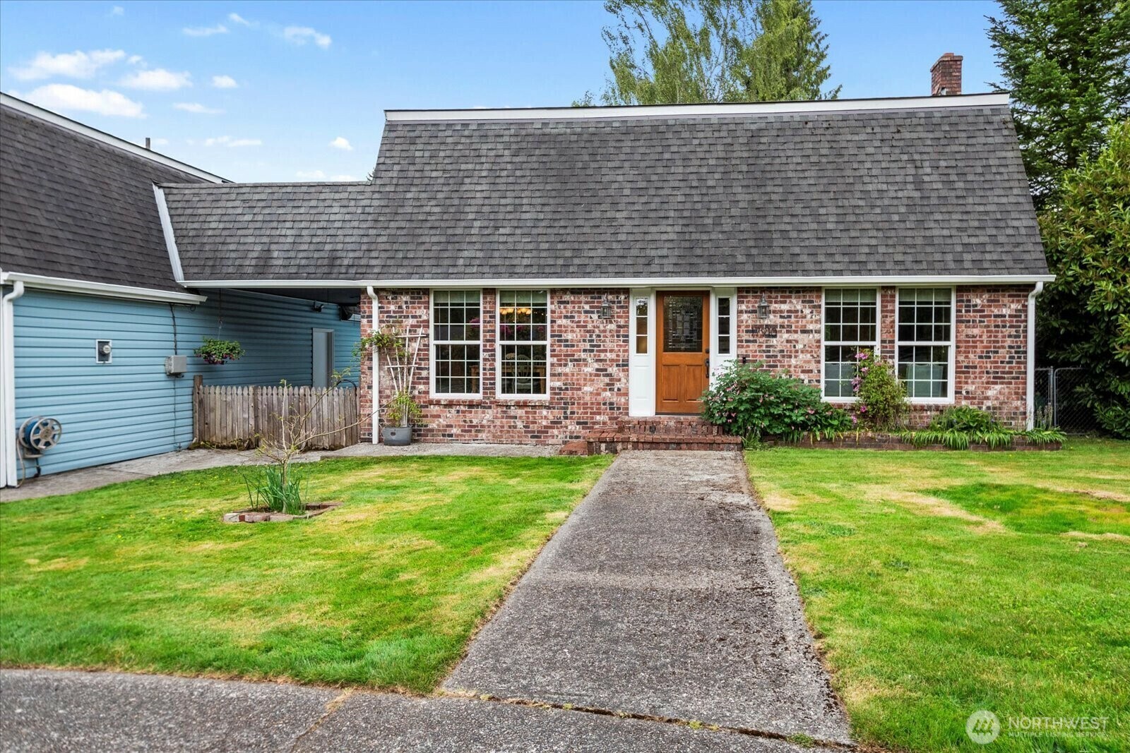 Property Photo: 17910 Spruce Way WA 98037