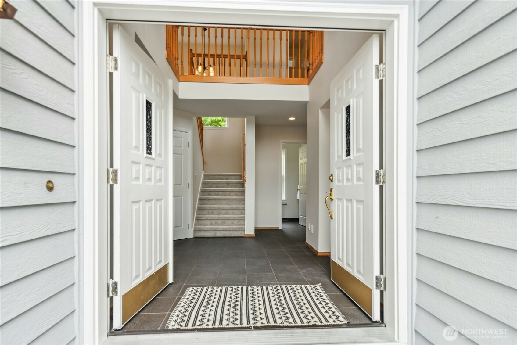 Property Photo: 15428 SE 67th Place WA 98006