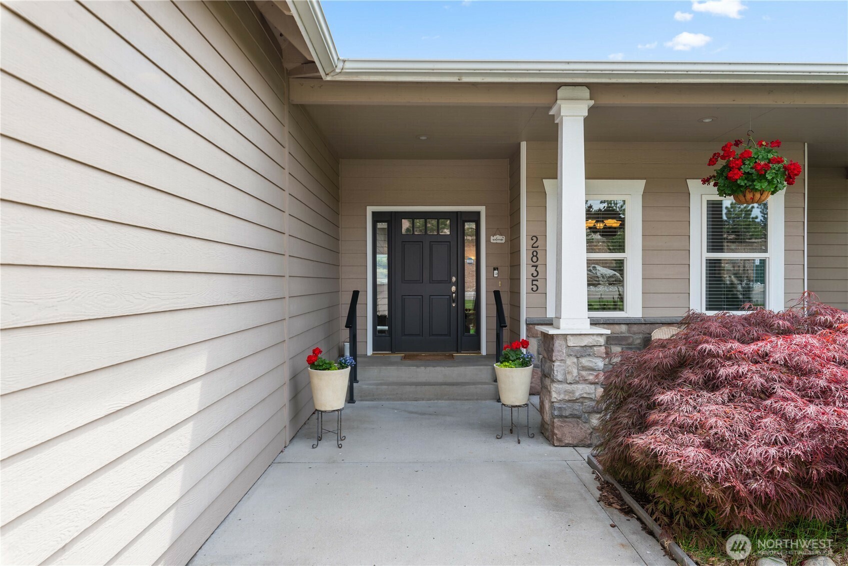 Property Photo: 2835 Aspen Shores Drive WA 98802