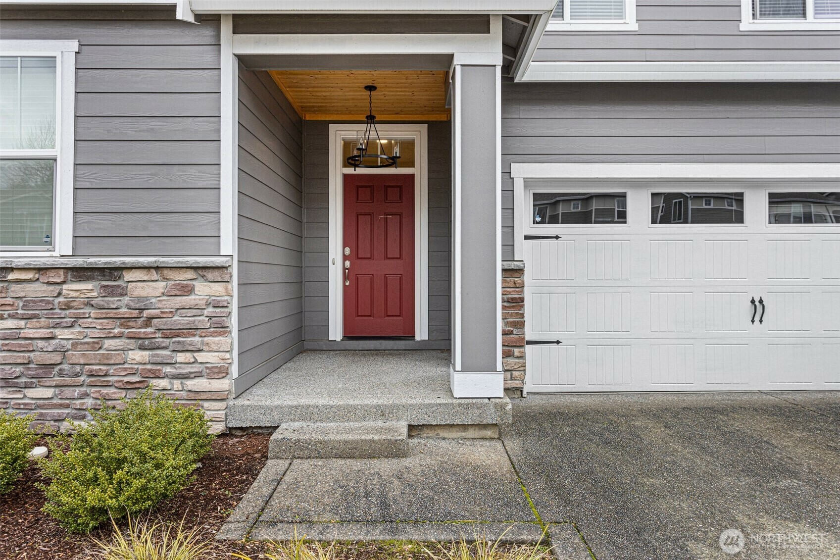 Property Photo: 14123 67th Avenue E WA 98373